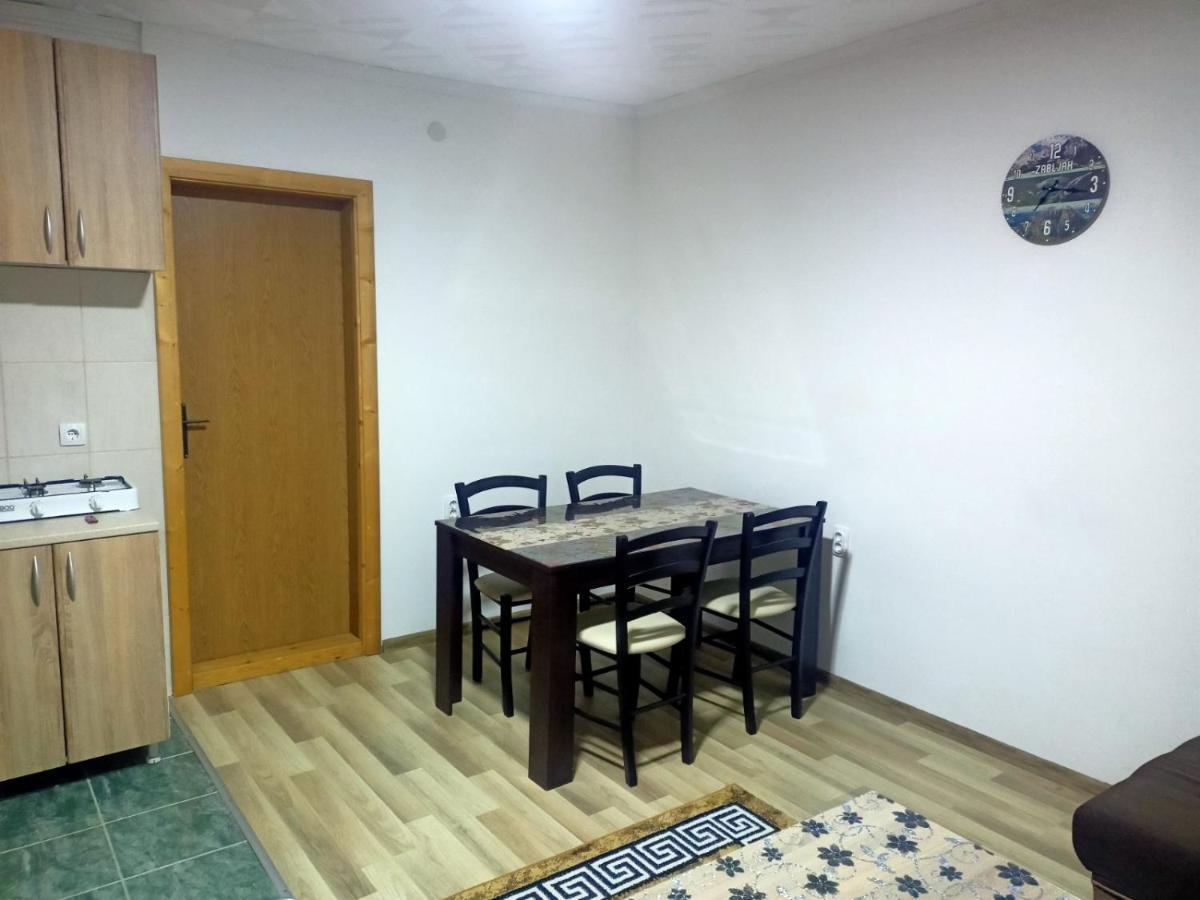Apartmani Momcilo Žabljak Εξωτερικό φωτογραφία